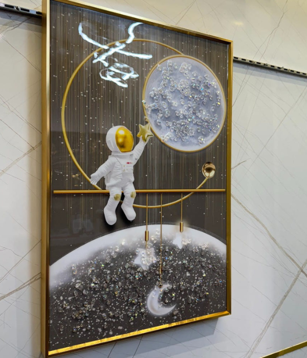 Astronaut Dream Crystal Porcelain Painting